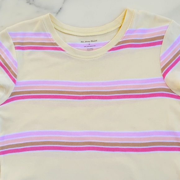 Old Navy 100% Cotton Short Sleeve Tee with multi color stripes. - Picture 3 of 4